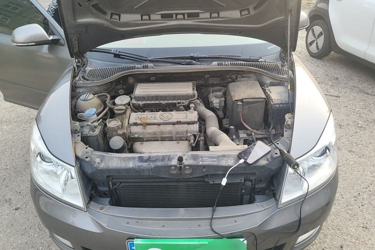 Used Skoda Octavia 2015 Classic Model 1.6L Manual Yijie Edition Engine Bay