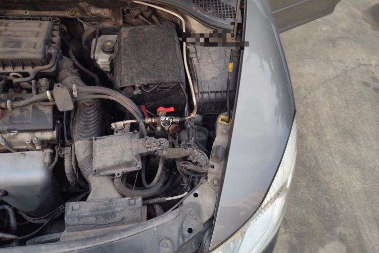 Used Skoda Octavia 2015 Classic Model 1.6L Manual Yijie Edition Engine Bay Left