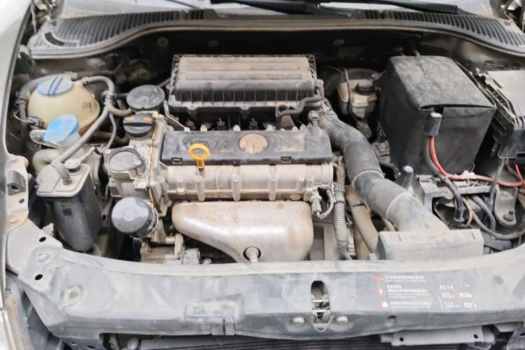 Used Skoda Octavia 2015 Classic Model 1.6L Manual Yijie Edition Engine Bay