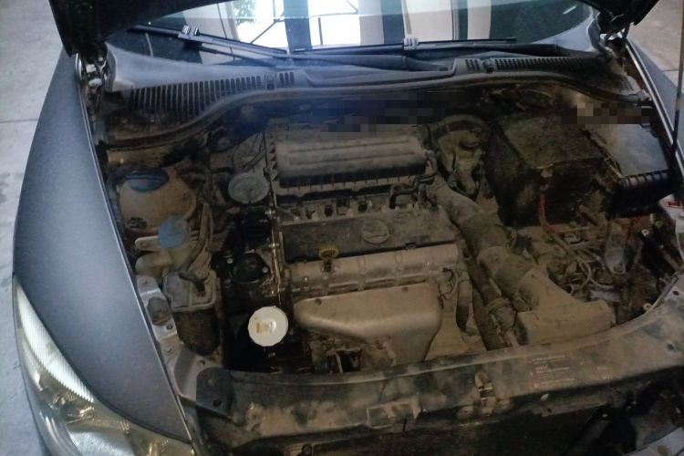 Used Skoda Octavia 2015 Classic Model 1.6L Automatic Elegance Edition Engine Bay Right