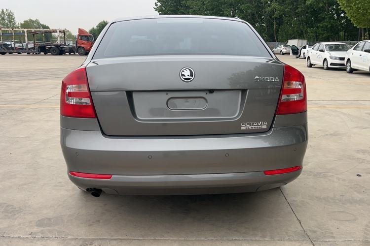 Used Skoda Octavia 2015 Classic Model 1.6L Automatic Yijie Version Exterior 5