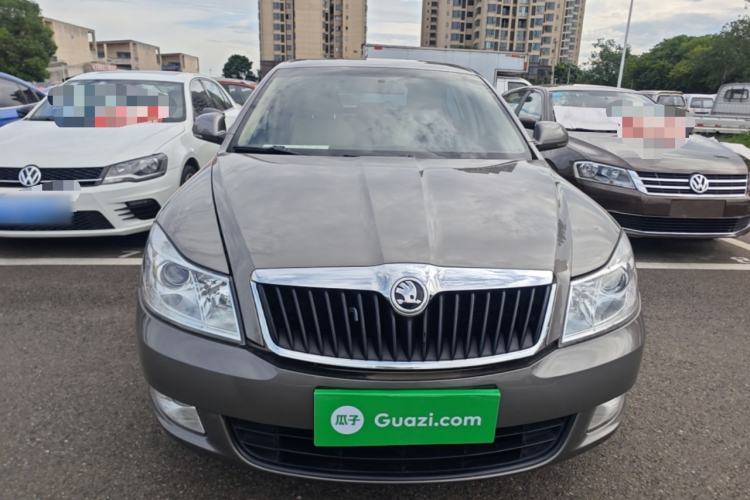 Used Skoda Octavia 2015 Classic Model 1.6L Automatic Yijie Version Front