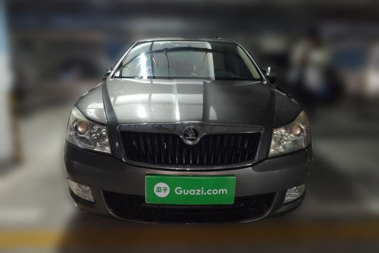 Used Skoda Octavia 2015 Classic Model 1.6L Automatic Yijie Version Front