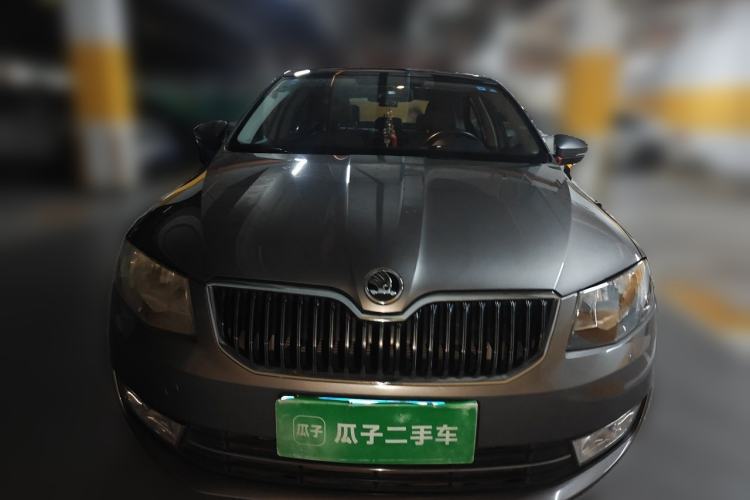 Used Skoda Octavia 2015 1.6L Automatic Yijun Edition Front