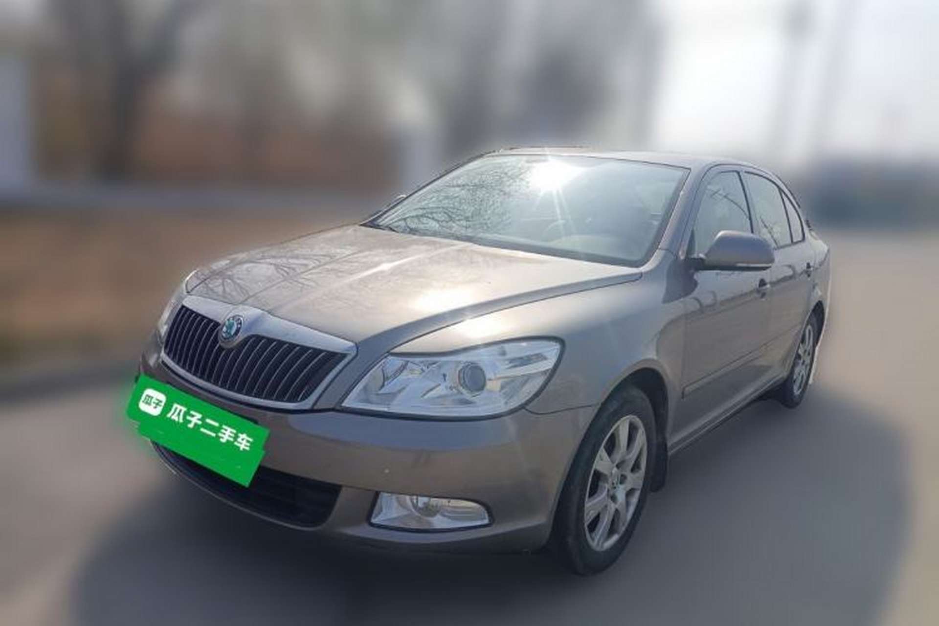 Used Skoda Octavia 2015 Classic Model 1.6L Manual Yijie Edition Front Left 45 Deg