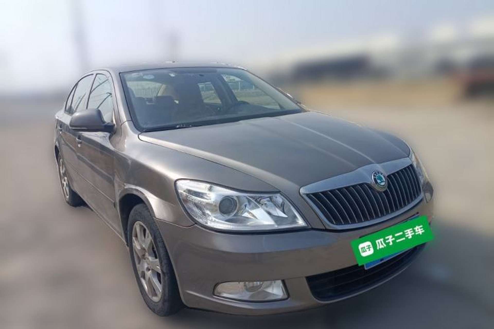 Used Skoda Octavia 2015 Classic Model 1.6L Manual Yijie Edition Front Right 45 Deg