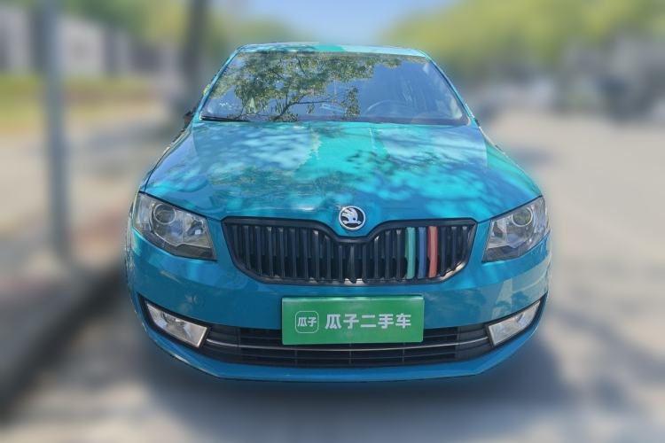 Used Skoda Octavia 2015 1.6L Manual Yijun Edition Front