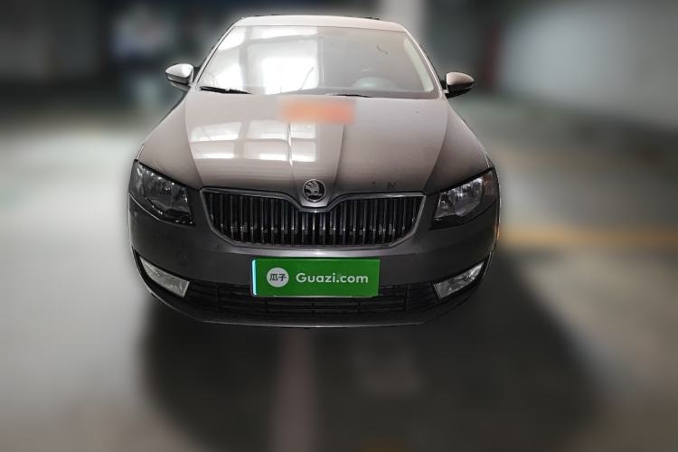 Used Skoda Octavia 2015 1.6L Automatic Yijie Edition Front