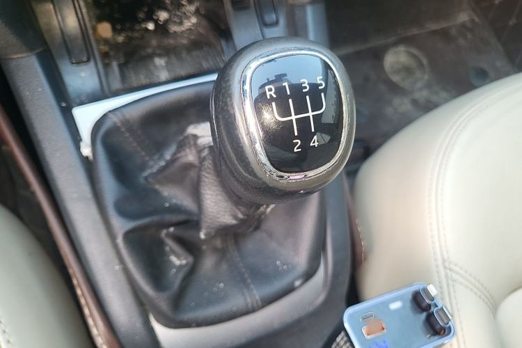 Used Skoda Octavia 2015 Classic Model 1.6L Manual Yijie Edition Gear Lever