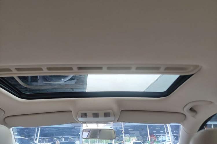 Used Skoda Octavia 2015 Classic Model 1.6L Manual Yijie Edition Headliner
