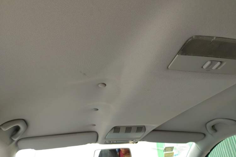 Used Skoda Octavia 2015 Classic Model 1.6L Manual Eado Version Headliner