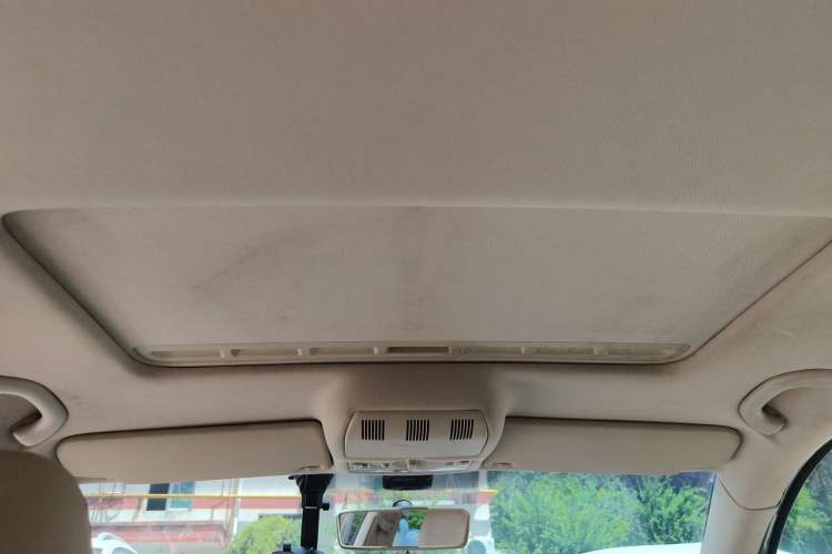 Used Skoda Octavia 2015 Classic Model 1.6L Manual Yijie Edition Headliner