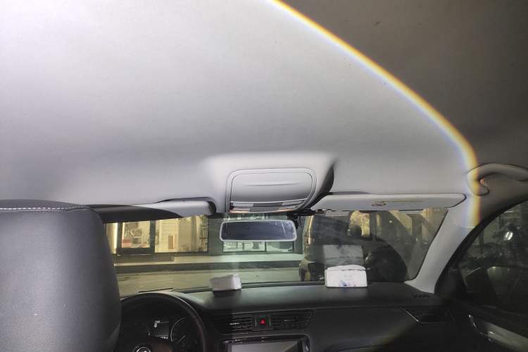 Used Skoda Octavia 2015 1.6L Automatic Yijie Edition Headliner