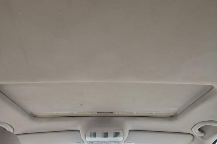 Used Skoda Octavia 2015 Classic Model 1.6L Manual Yijie Edition Headliner