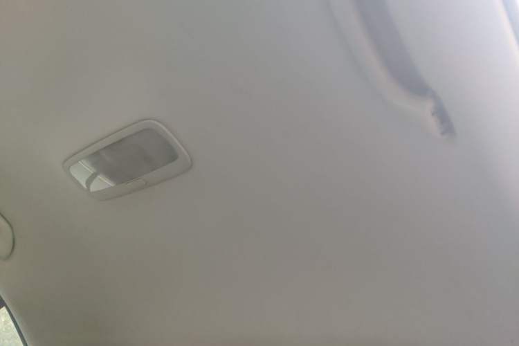 Used Skoda Octavia 2015 1.6L Manual Yijie Edition Headliner