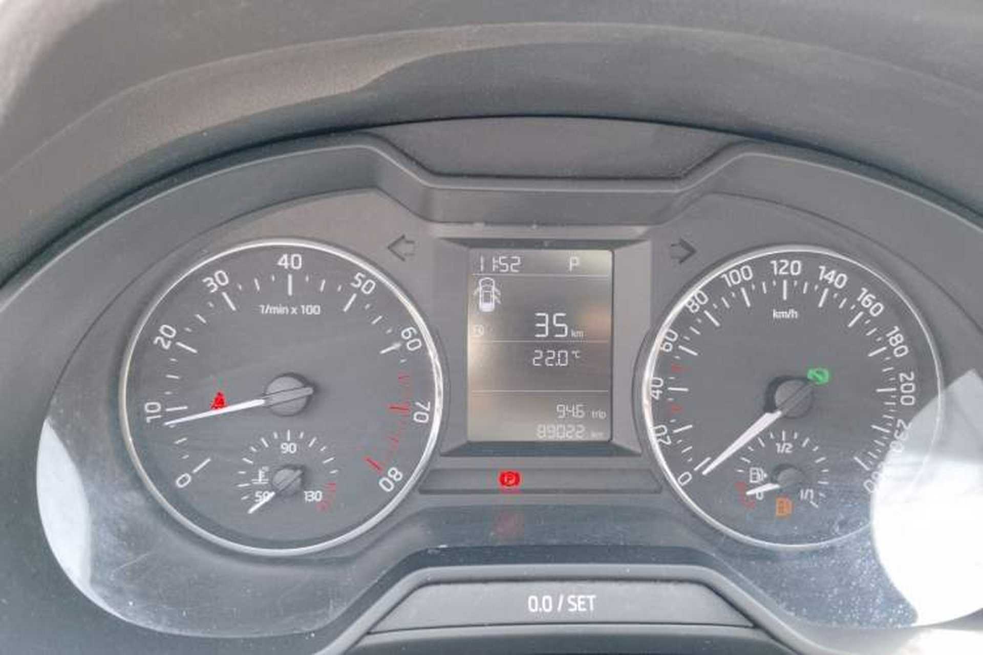 Used Skoda Octavia 2015 1.6L Automatic Yijie Edition Instrument Cluster