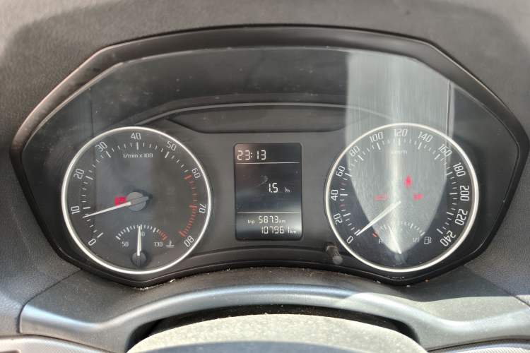 Used Skoda Octavia 2015 Classic Model 1.6L Manual Yijie Edition Instrument Cluster