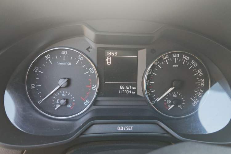 Used Skoda Octavia 2015 1.6L Automatic Yijie Edition Instrument Cluster