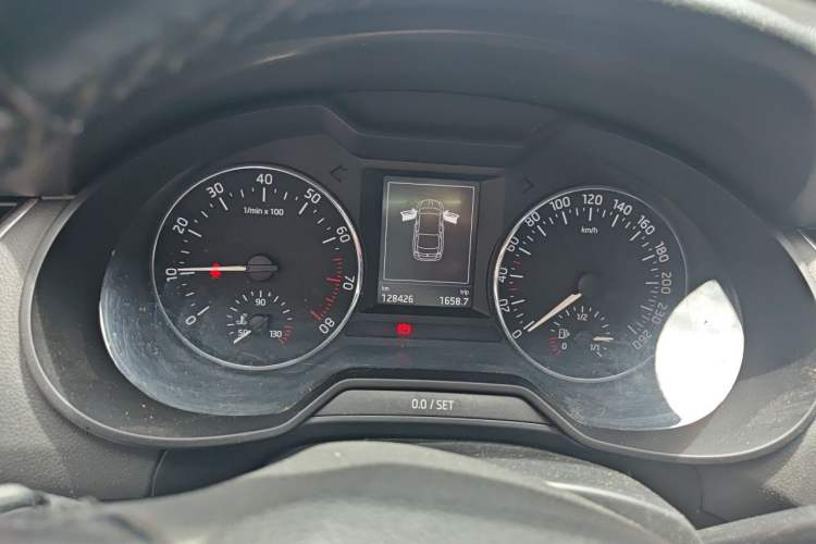Used Skoda Octavia 2015 1.6L Automatic Yijun Edition Instrument Cluster