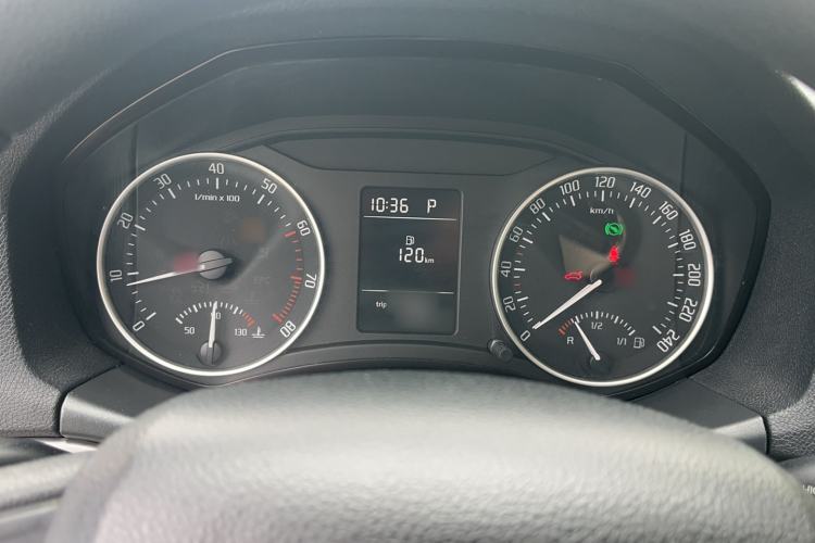 Used Skoda Octavia 2015 Classic Model 1.6L Automatic Yijie Version Instrument Cluster