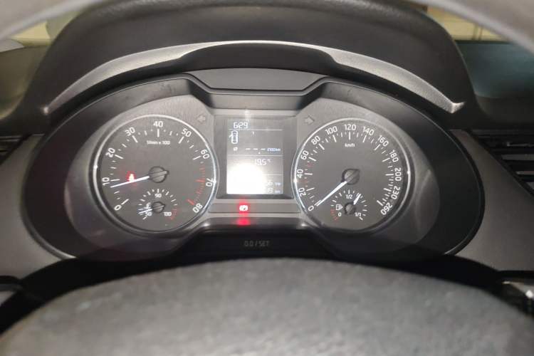 Used Skoda Octavia 2015 1.6L Manual Eado Edition Instrument Cluster