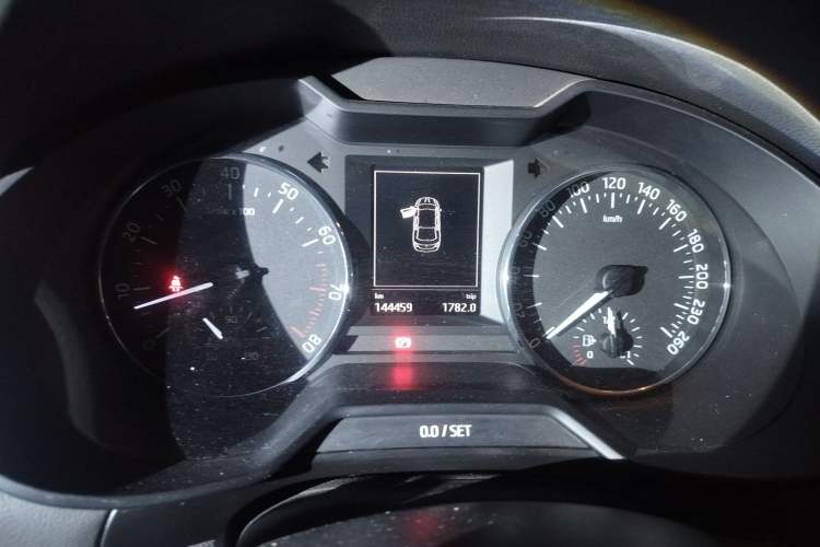 Used Skoda Octavia 2015 1.4TSI DSG Yijun Edition Instrument Cluster