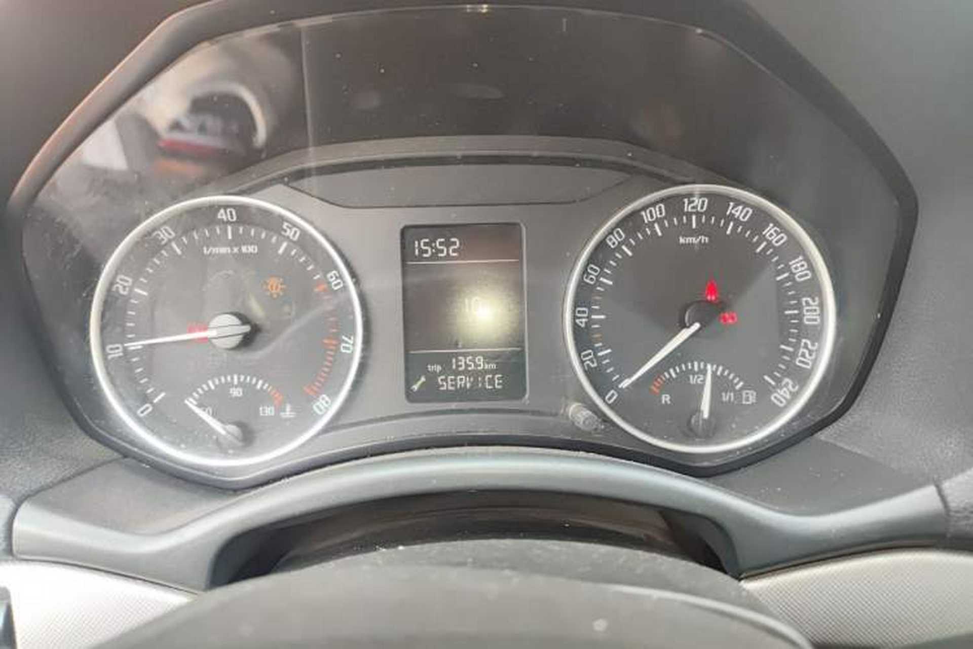 Used Skoda Octavia 2015 Classic Model 1.6L Manual Yijie Edition Instrument Cluster