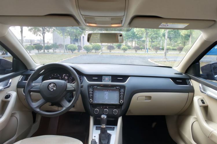 Used Skoda Octavia 2015 1.6L Automatic Yijie Edition Interior 1