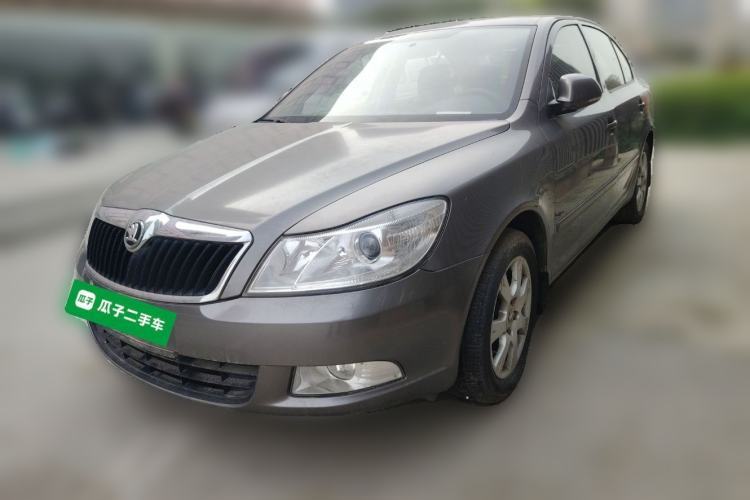 Used Skoda Octavia 2015 Classic Model 1.6L Manual Yijie Edition Guazi used car, China used car export, Used car for sale, Used  cars, Cheapest cars for sale