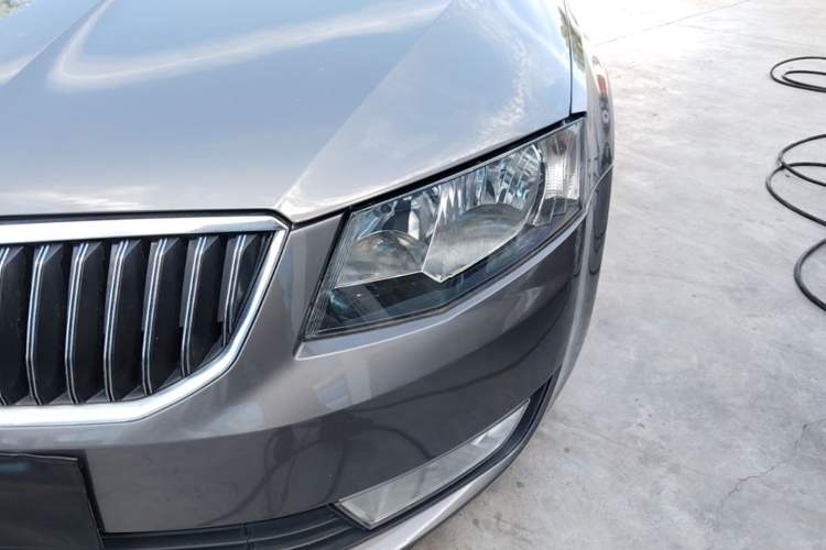 Used Skoda Octavia 2015 1.6L Automatic Yijie Edition Left Front Headlight
