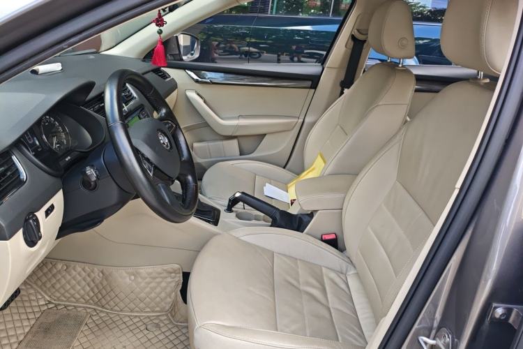 Used Skoda Octavia 2015 1.4TSI DSG Yijun Edition Left Front Seat