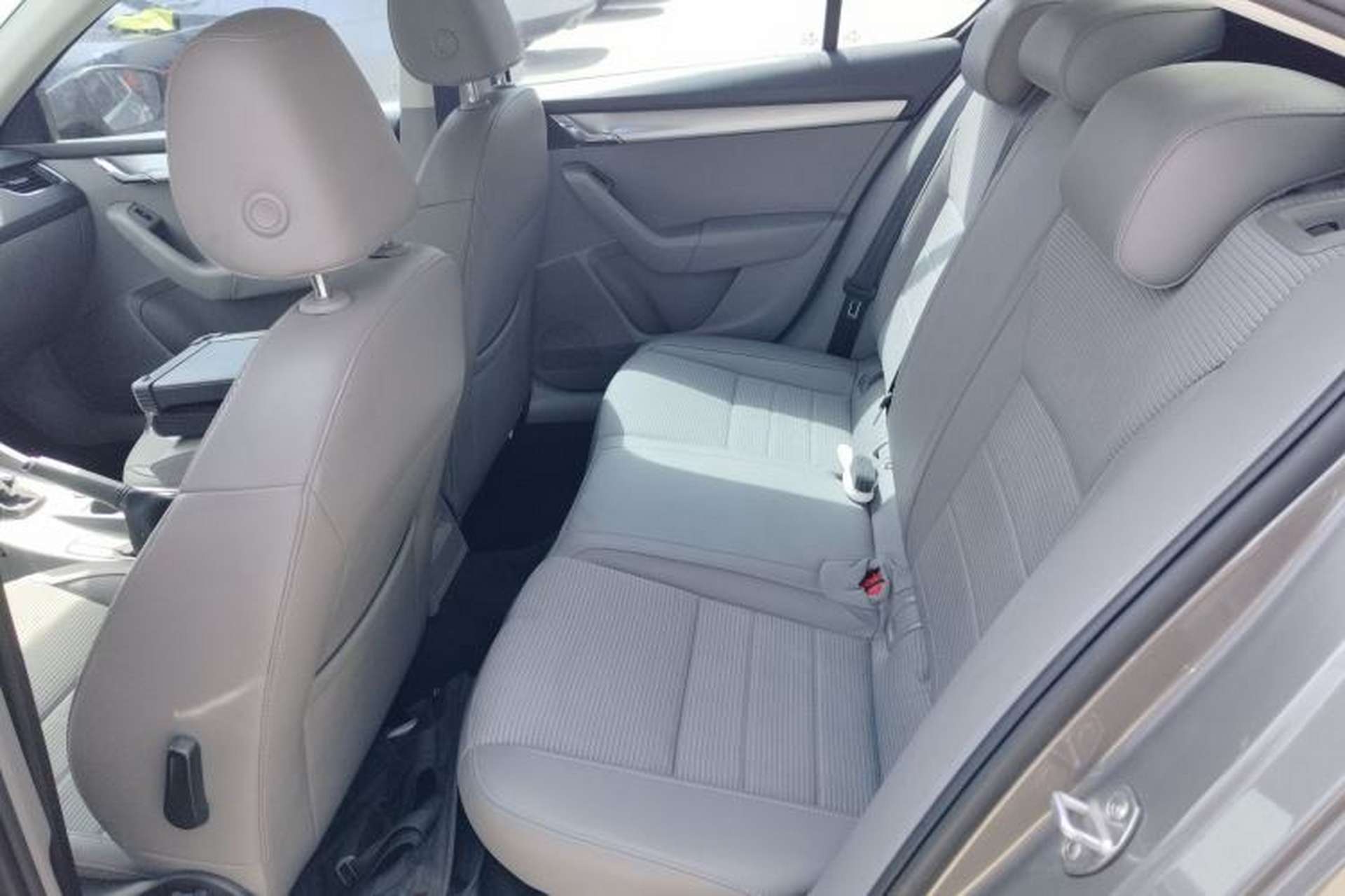 Used Skoda Octavia 2015 1.6L Automatic Yijie Edition Left Rear Seat