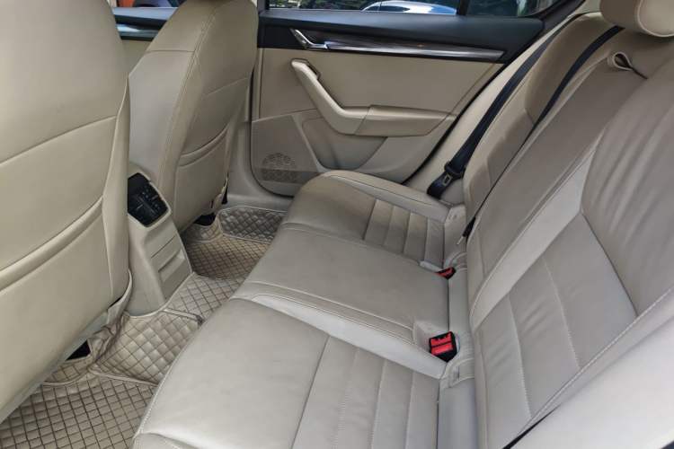 Used Skoda Octavia 2015 1.4TSI DSG Yijun Edition Left Rear Seat