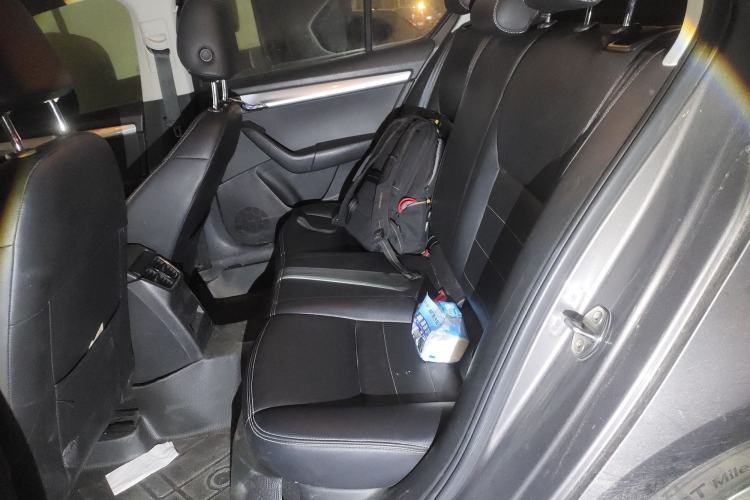 Used Skoda Octavia 2015 1.6L Automatic Yijie Edition Left Rear Seat