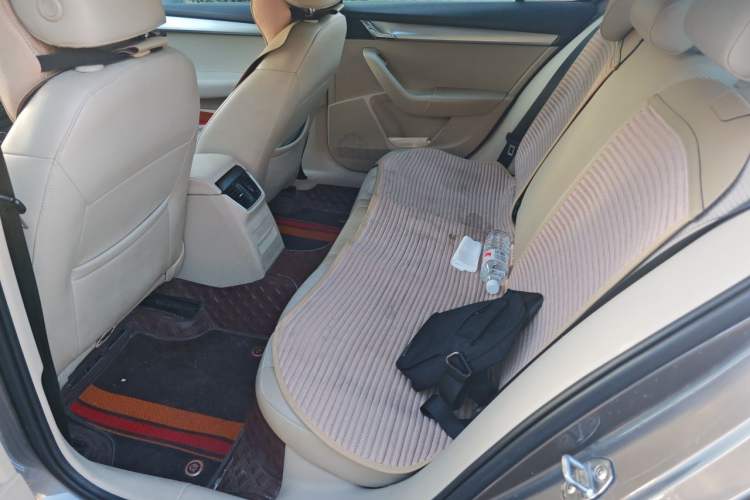 Used Skoda Octavia 2015 1.6L Automatic Yijie Edition Left Rear Seat