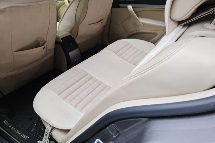 Used Skoda Octavia 2015 Classic Model 1.6L Manual Yijie Edition Left Rear Seat