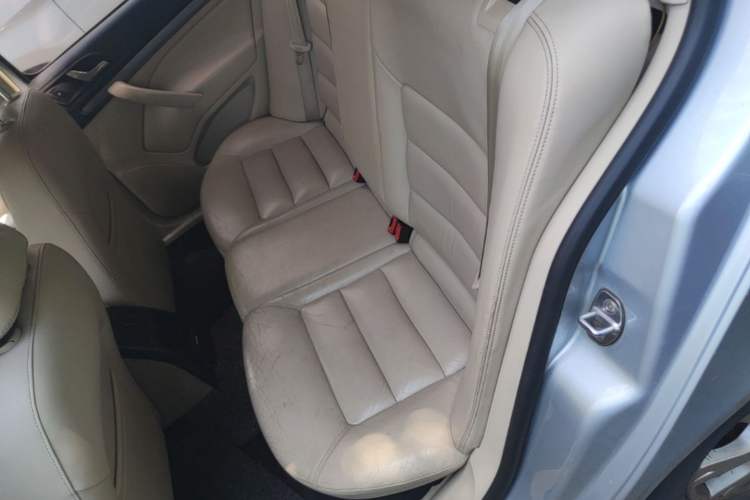 Used Skoda Octavia 2015 Classic Model 1.6L Automatic Yijie Version Left Rear Seat