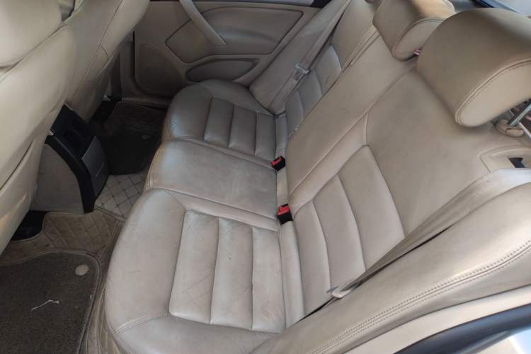 Used Skoda Octavia 2015 Classic Model 1.6L Manual Yijie Edition Left Rear Seat