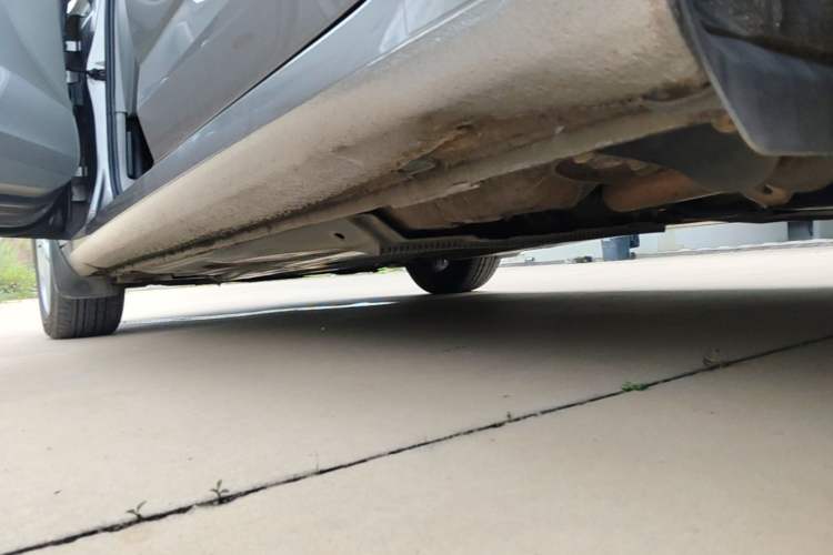 Used Skoda Octavia 2015 1.6L Automatic Yijie Edition Left Side Sill
