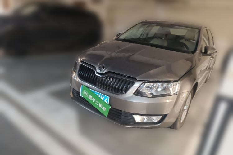 Used Skoda Octavia 2015 1.6L Manual Eado Edition Guazi used car, China used car export, Used car for sale, Used  cars, Cheapest cars for sale