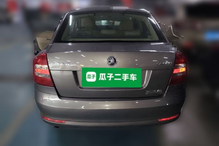 Used Skoda Octavia 2015 Classic Model 1.6L Automatic Yijie Version Rear