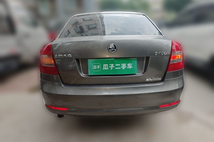 Used Skoda Octavia 2015 Classic Model 1.6L Automatic Yijie Version Rear