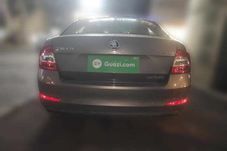 Used Skoda Octavia 2015 1.6L Automatic Yijie Edition Rear