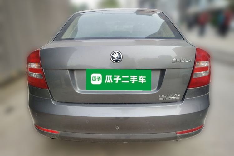 Used Skoda Octavia 2015 Classic Model 1.6L Manual Yijie Edition Rear