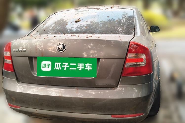 Used Skoda Octavia 2015 Classic Model 1.6L Automatic Yijie Version Rear