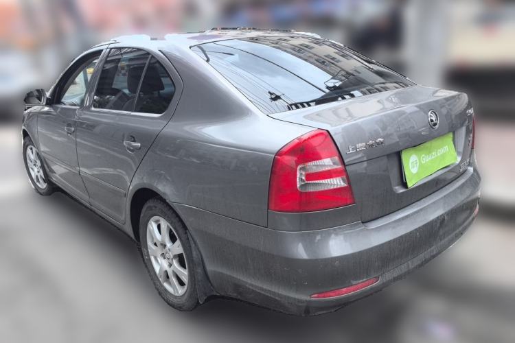 Used Skoda Octavia 2015 Classic Model 1.6L Manual Yijie Edition Rear Left 45 Deg