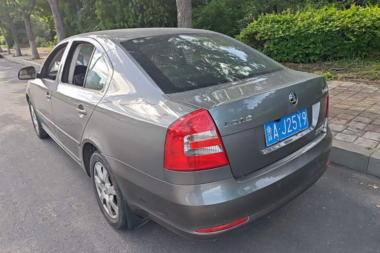 Used Skoda Octavia 2015 Classic Model 1.6L Automatic Yijie Version Rear Left 45 Deg
