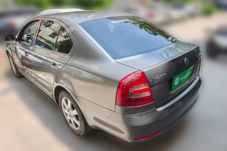 Used Skoda Octavia 2015 Classic Model 1.6L Manual Yijie Edition Rear Left 45 Deg