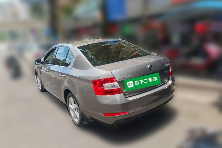 Used Skoda Octavia 2015 1.4TSI DSG Yijun Edition Rear Left 45 Deg