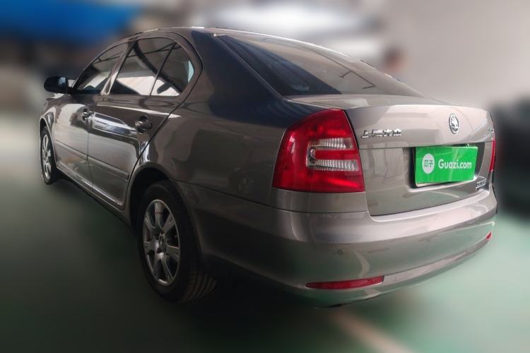 Used Skoda Octavia 2015 Classic Model 1.6L Automatic Yijie Version Rear Left 45 Deg
